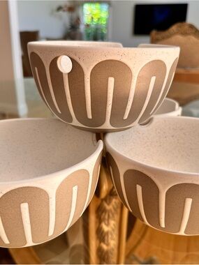Neutral Speckled Ceramic Bowl - Beige and White Decorative Home Art